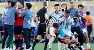 Pelatih Spanyol Kutuk...