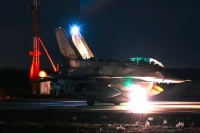 2-Israel Balas Bombardir...