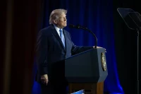 1-Presiden Donald Trump...