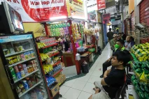 Warga Tetap Antusias...
