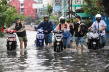 Banjir Jakarta : Ruas...