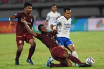 Menang Tipis, Persib...