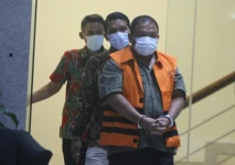 Terjaring OTT , Bupati...