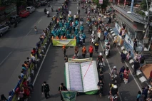 Arak-arakan Kauman Kampung...