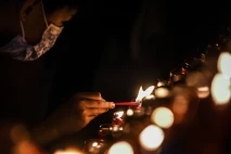 Penyalaan Pelita Malam...