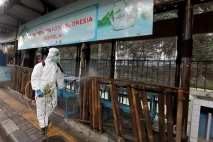 Penyemprotan Disinfektan...