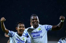 Persib Bandung Bungkam...