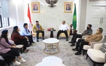 Bertemu Menteri Agama,...