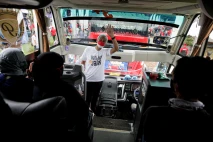 Ganjar Pranowo Lepas...