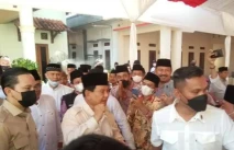 Taufik Hidayat Dampingi...