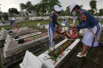 Ziarah di Makam Pahlawan...