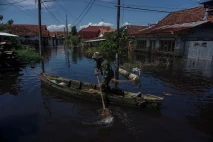 Banjir Rob Landa Kota...