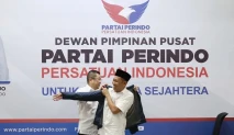 Hary Tanoesoedibjo Lantik...
