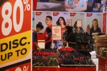 Berburu Diskon di Jakarta...