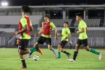Latihan Tim Indonesia...