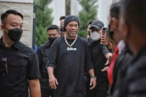 Ronaldinho Beri Coaching...