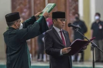 Yandri Susanto Dilantik...