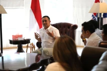Partai Perindo Gelar...