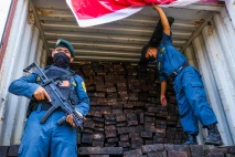 Penyitaan Kayu Ilegal...
