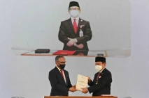 Potret 9 Anggota Dewan...