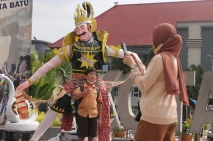 Pameran 1001 Manusia...
