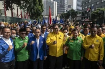Warna-Warni Pawai Koalisi...