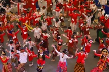 17 Tarian Tradisional...