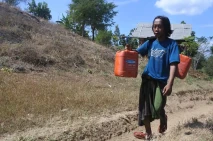 Warga Desa Jatisari...