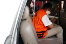 KPK Tahan Eks Kepala...