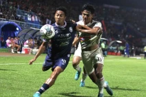 Persija Permalukan Arema...