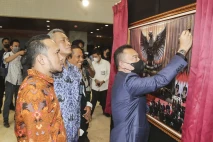 Wakil Ketua DPR RI Sufni...