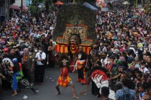 Kirab Budaya Kesenian...