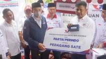 Pedagang Pantai Popoh...