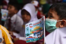 Kampanyekan Anti Korupsi,...