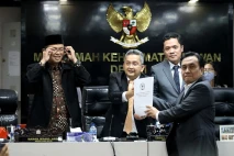 Sidang Putusan Effendi...
