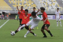 Vietnam Menang Lawan...
