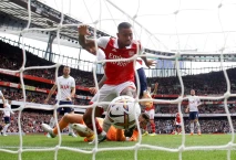 Arsenal Habisi Tottenham...