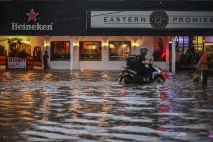 Banjir Kepung Kemang...