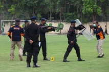 Rekonstruksi Tragedi...