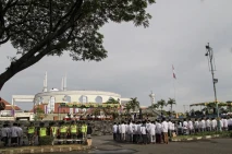 Ribuan Santri Peringati...