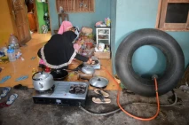 Biogas Menerangi Kampung...