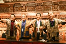 Helat Konser Akbar,...
