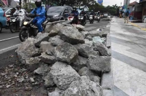 Puing Pembangunan Trotoar...