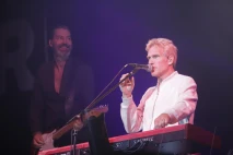 MLTR Ajak Penonton Bernostalgia...