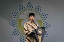 Jokowi Buka Muktamar...