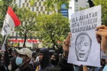 Aksi Pengusutan Tragedi...