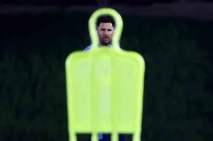Messi Latihan Terpisah...