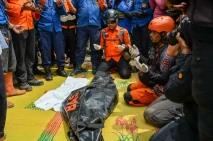 Pemakaman Jenazah Korban...