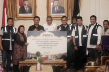 BPKH Kirim Bantuan Senilai...