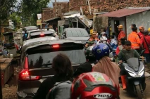 Kepadatan Jalan di Lokasi...